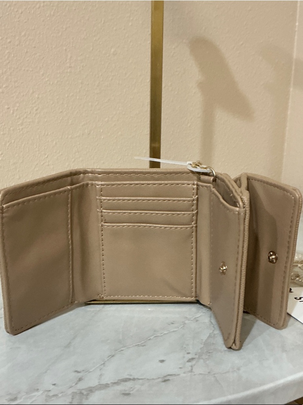 Steve Madden Beige Mini Crossbody with Gold Chain - Picture 3 of 4